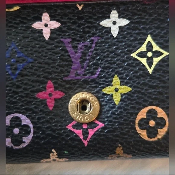 Louis Vuitton Monogram Murakami
Multicolor 4-ring Key Holder - Picture 7 of 11